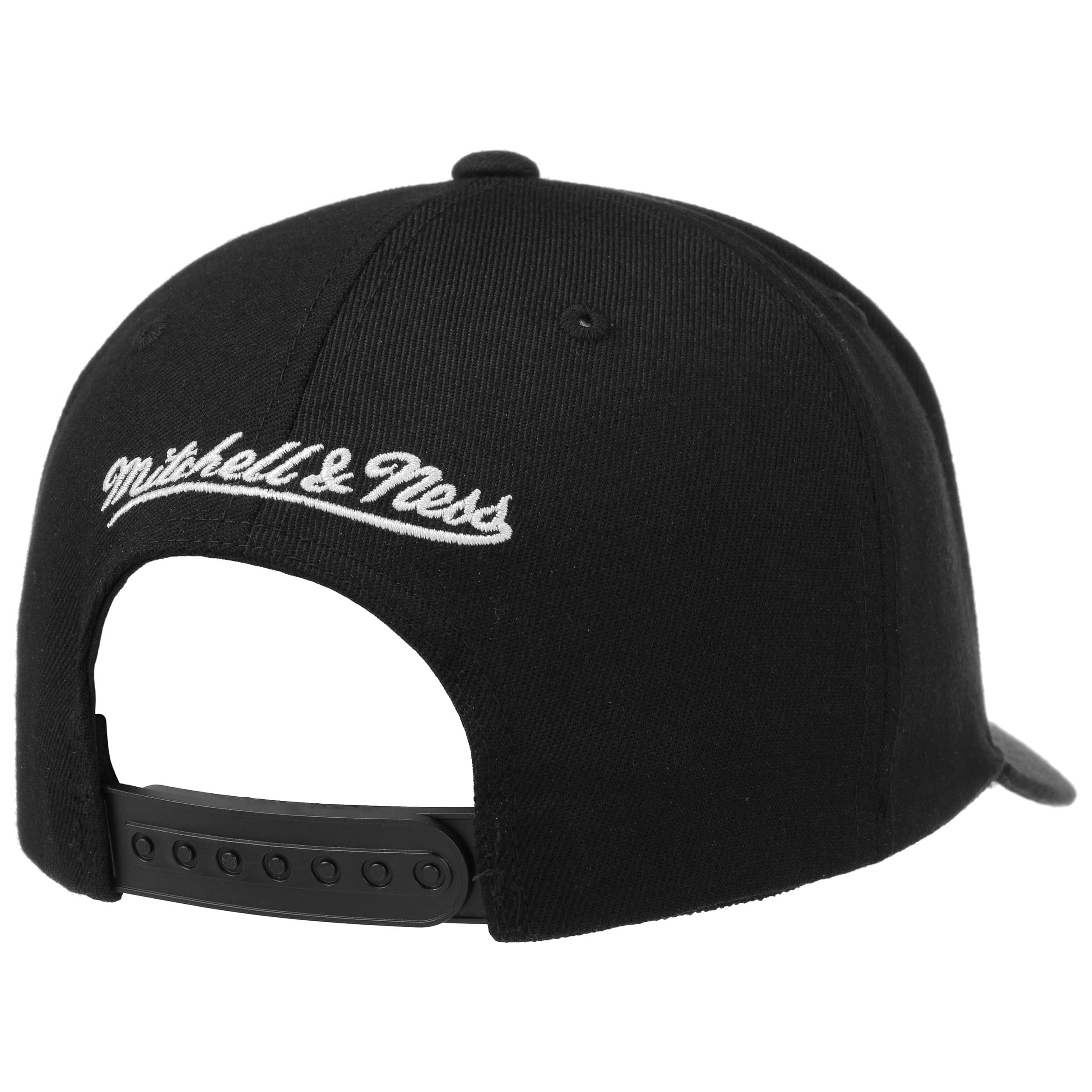 Mitchell and ness flexfit 110 snapback online