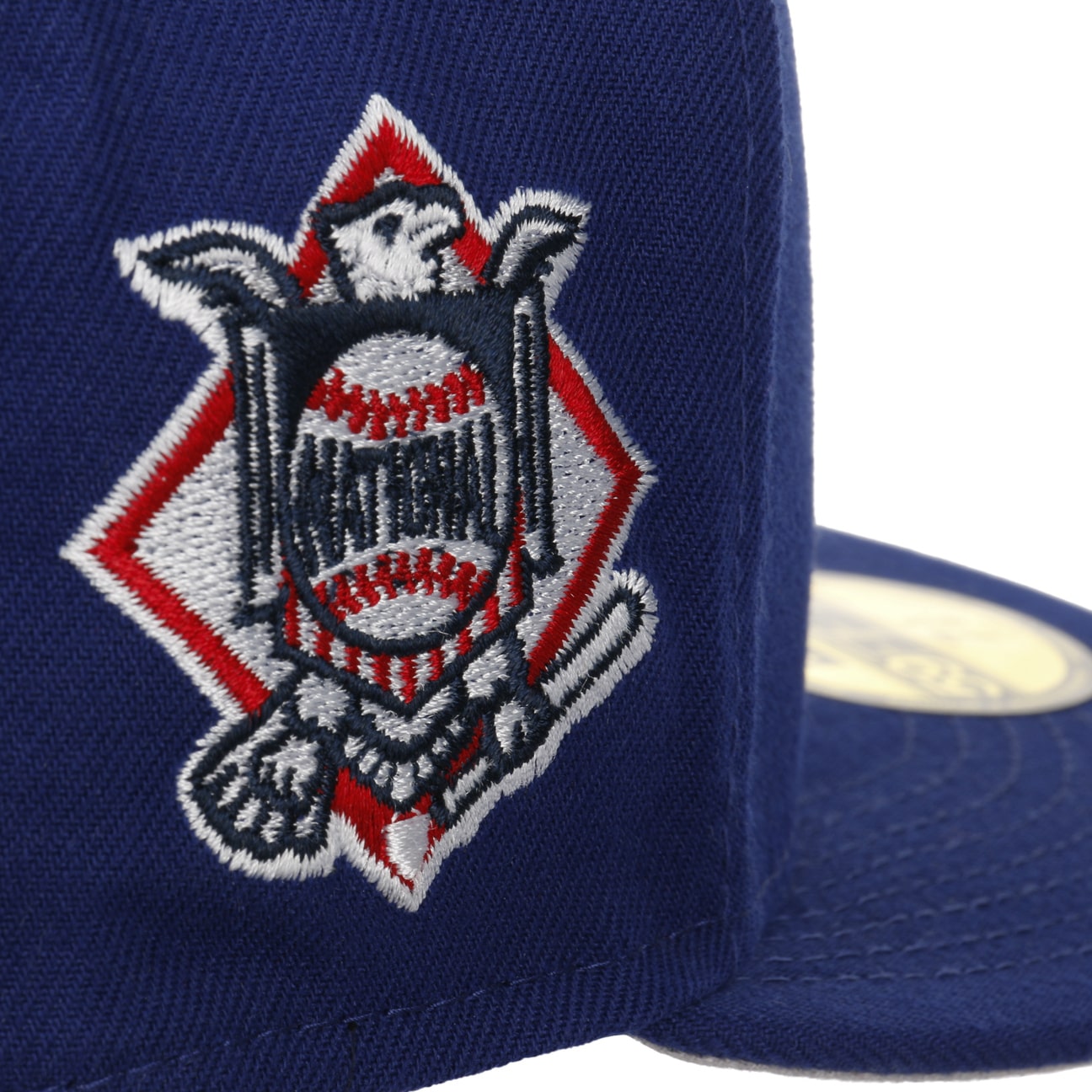 Indians 'CHIEF-WAHOO' Royal-White Fitted Hat by New Era 