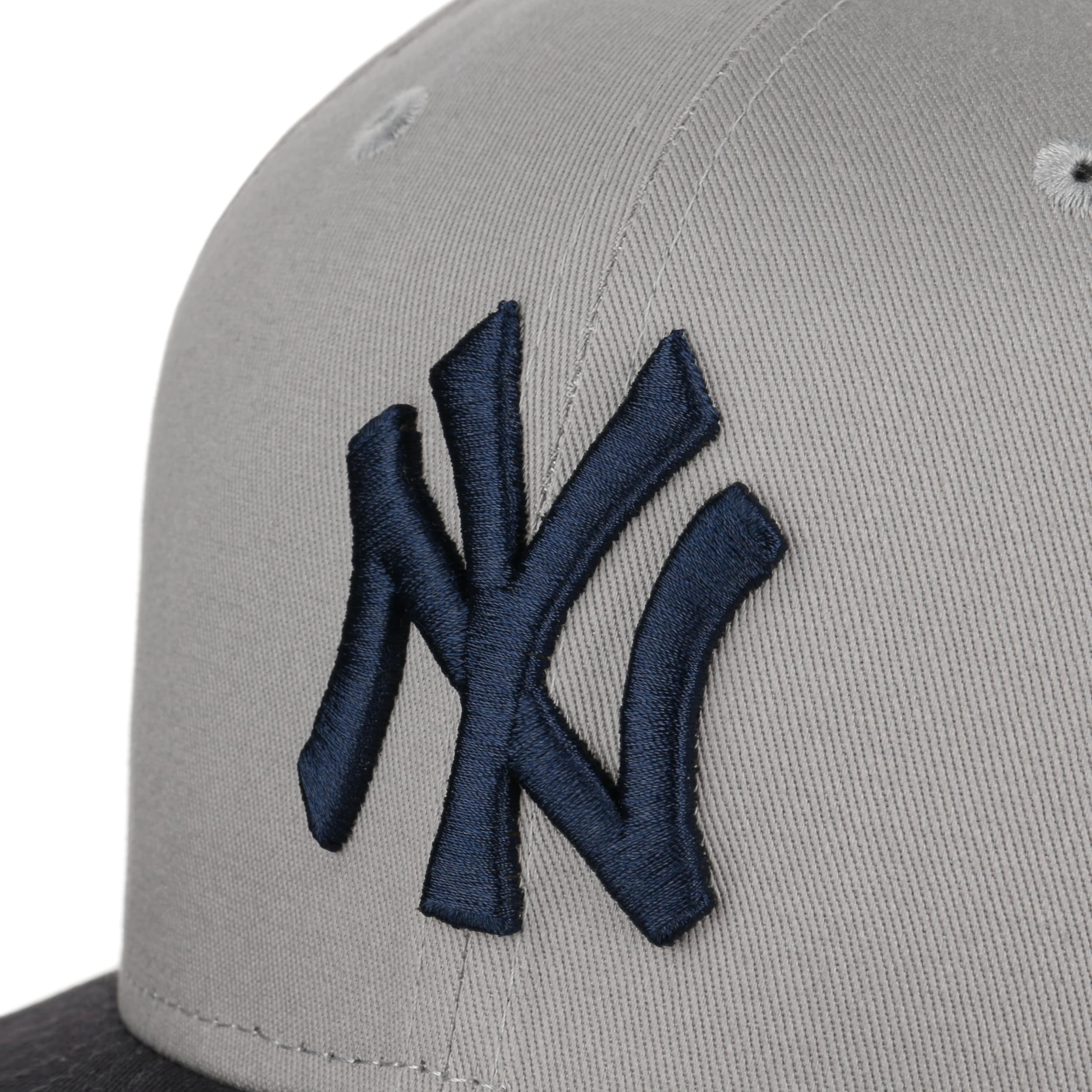 9Fifty MLB Contrast Yankees Cap by New Era --> Shop Hats