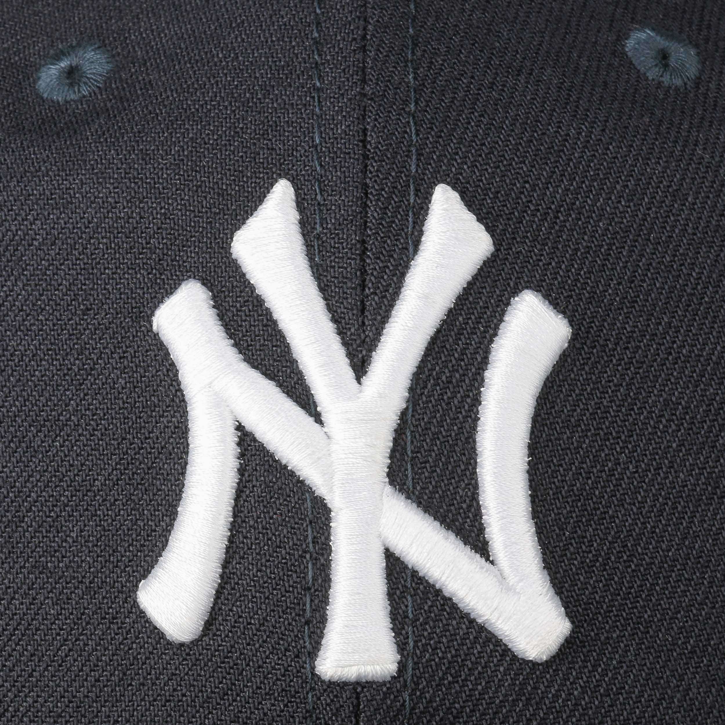 9Fifty MLB White Crown Yankees Cap by New Era - 33,95 £