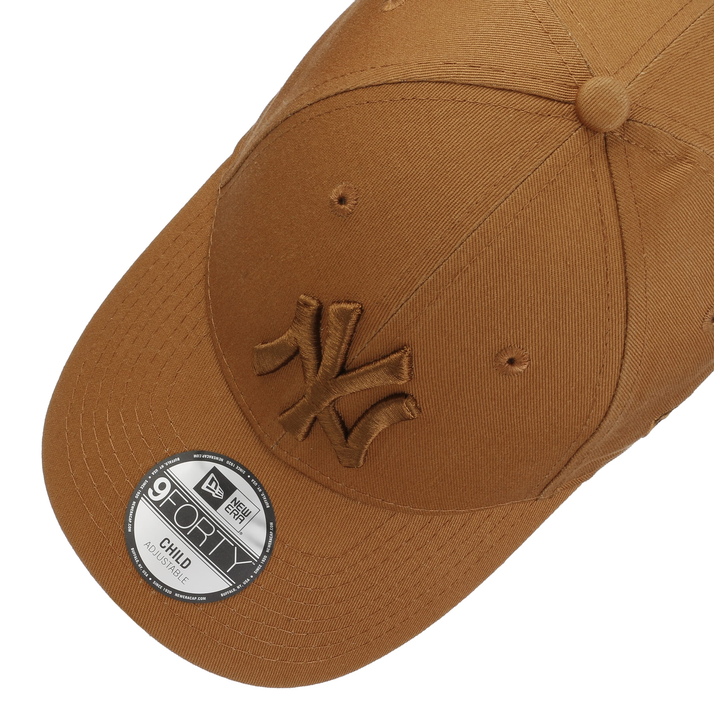 9Forty CHYT League Ess NY Cap by New Era --> Shop Hats