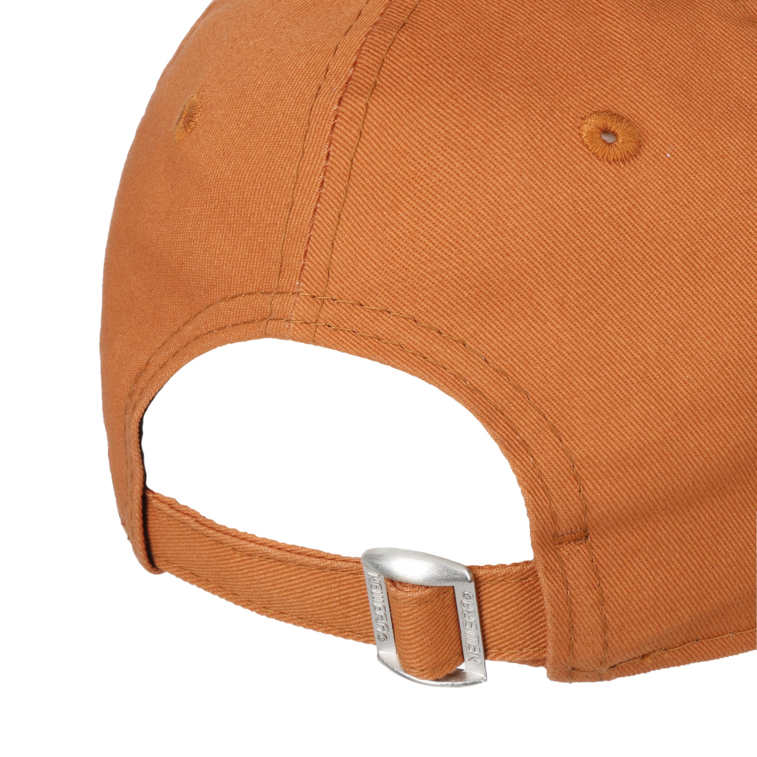9Forty Chyt League Ess Cap by New Era 
