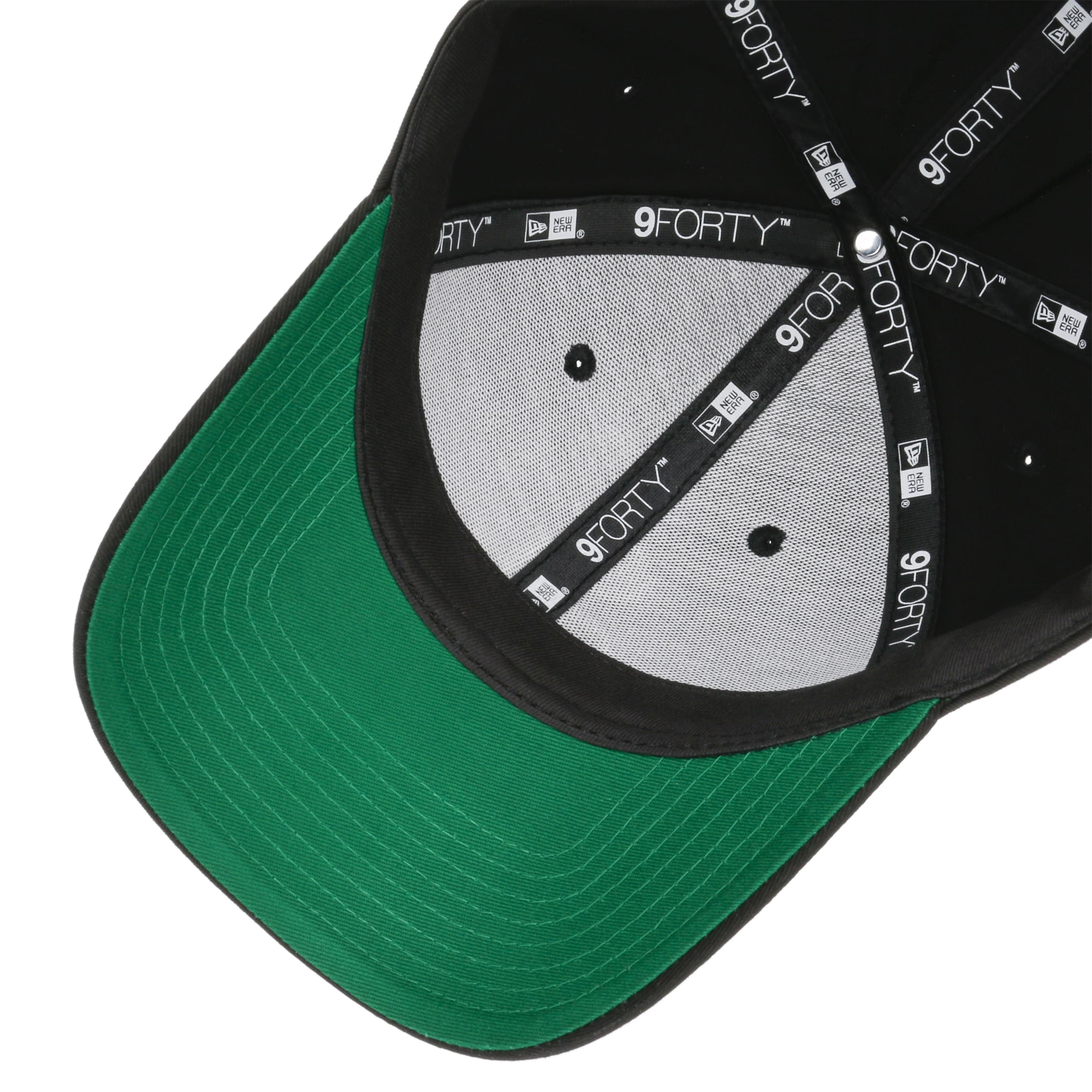 9Forty Team Side Patch White Sox Cap by New Era - 32,95 €