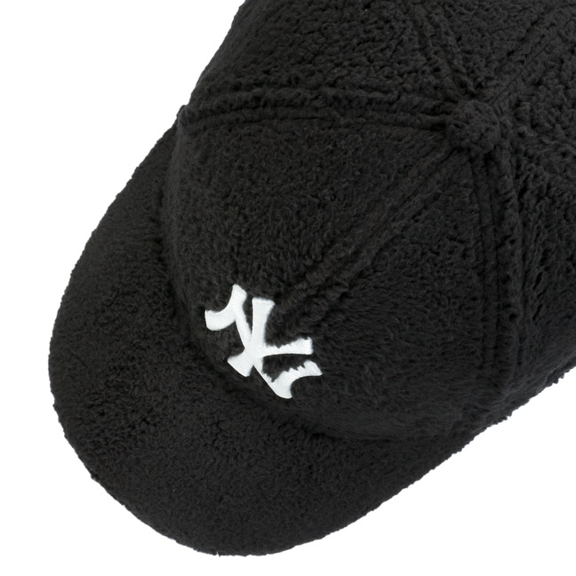 New Era ニューエラ MLB New York Yankees Teddy 9FORTY CAP 9Forty Teddy MLB Yankees Cap by New Era - 38,95 €
