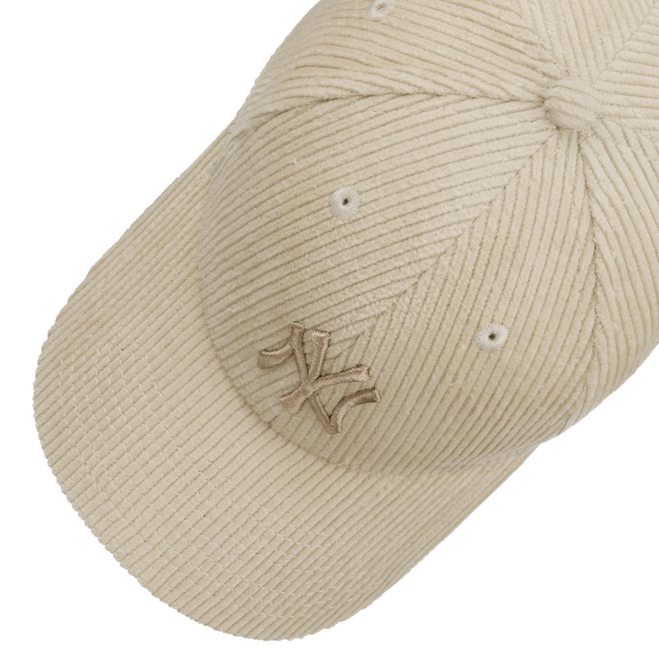 9Forty WMNS Corduroy Yankees Cap by New Era --> Shop Hats