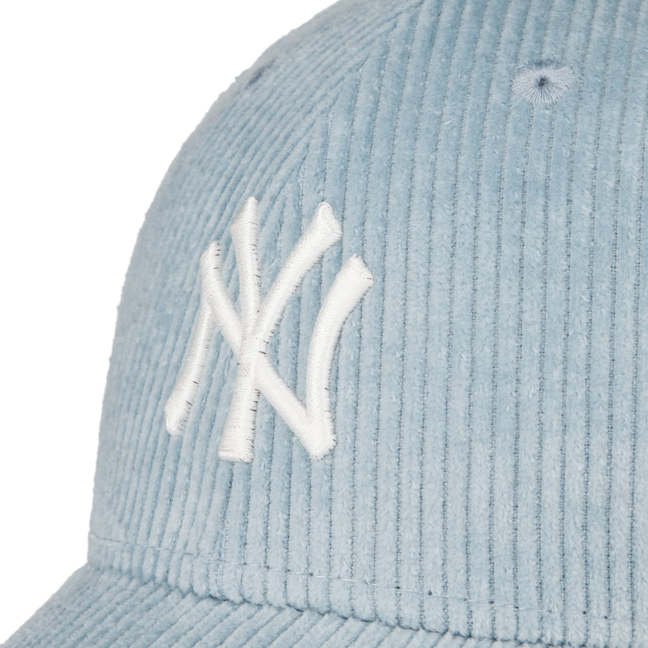 9Forty WMNS Corduroy Yankees Cap by New Era --> Shop Hats