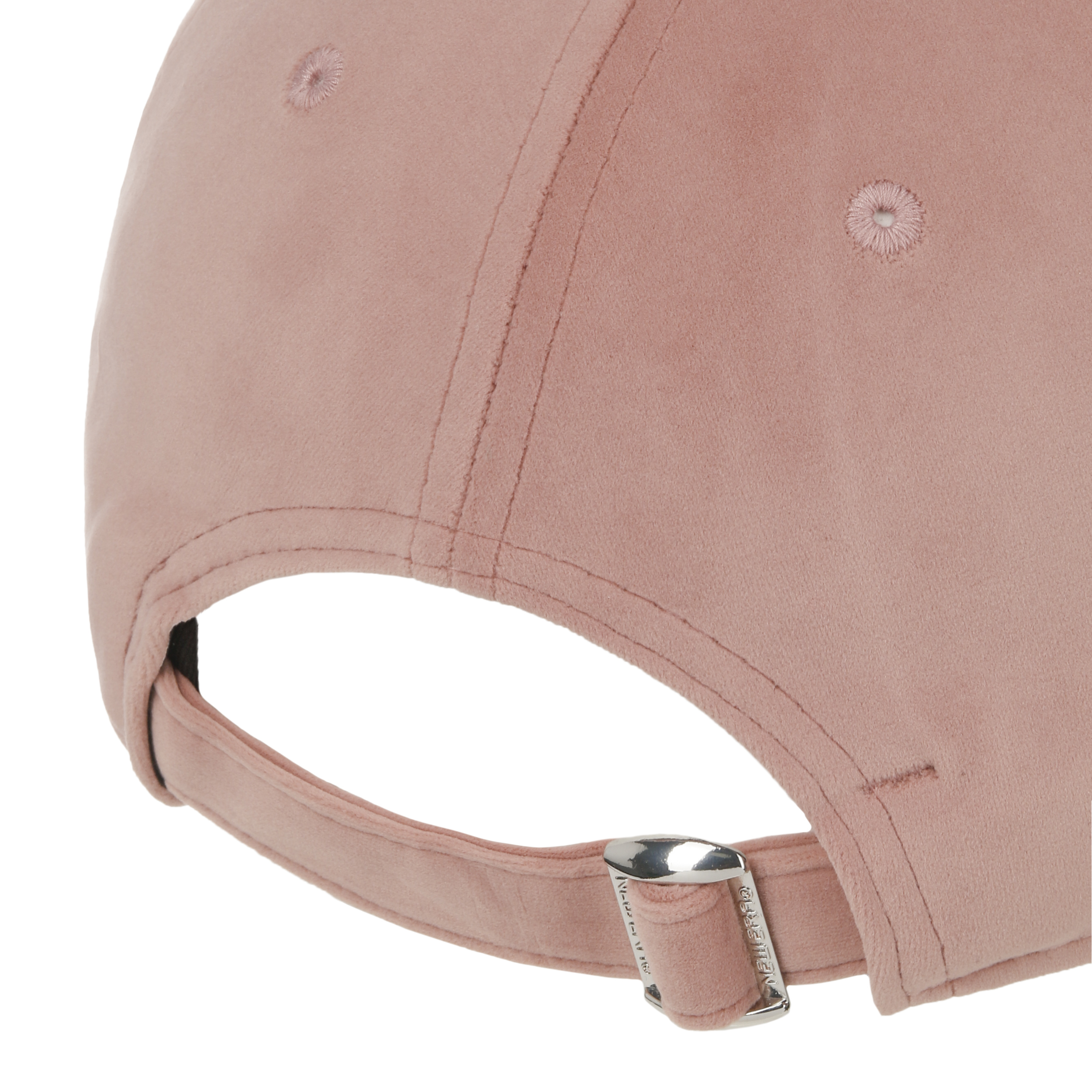 9Forty Women´s Mini Logo NY Cap by New Era --> Shop Hats
