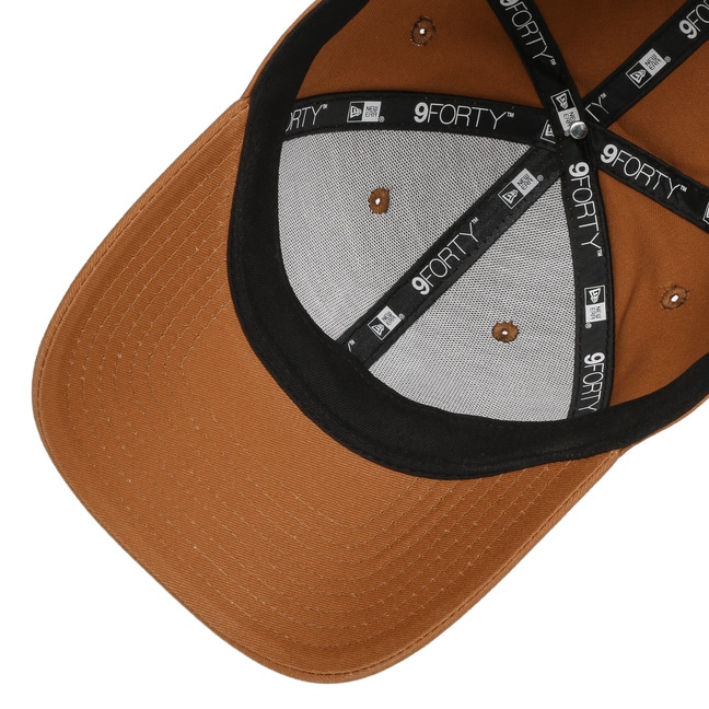 9Forty Yankees MLB Essential Cap by New Era --> Shop Hats