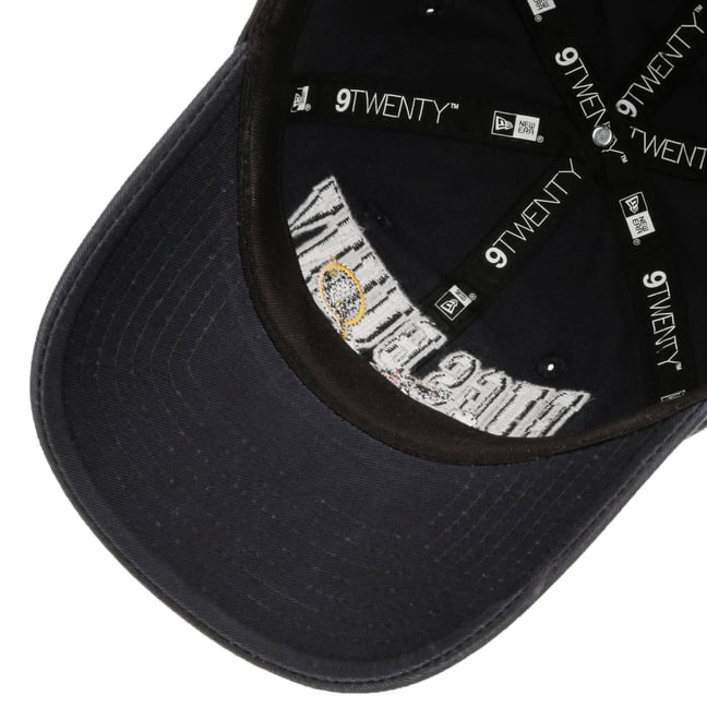 9Twenty-Bugs-Bunny-Cap-by-New-