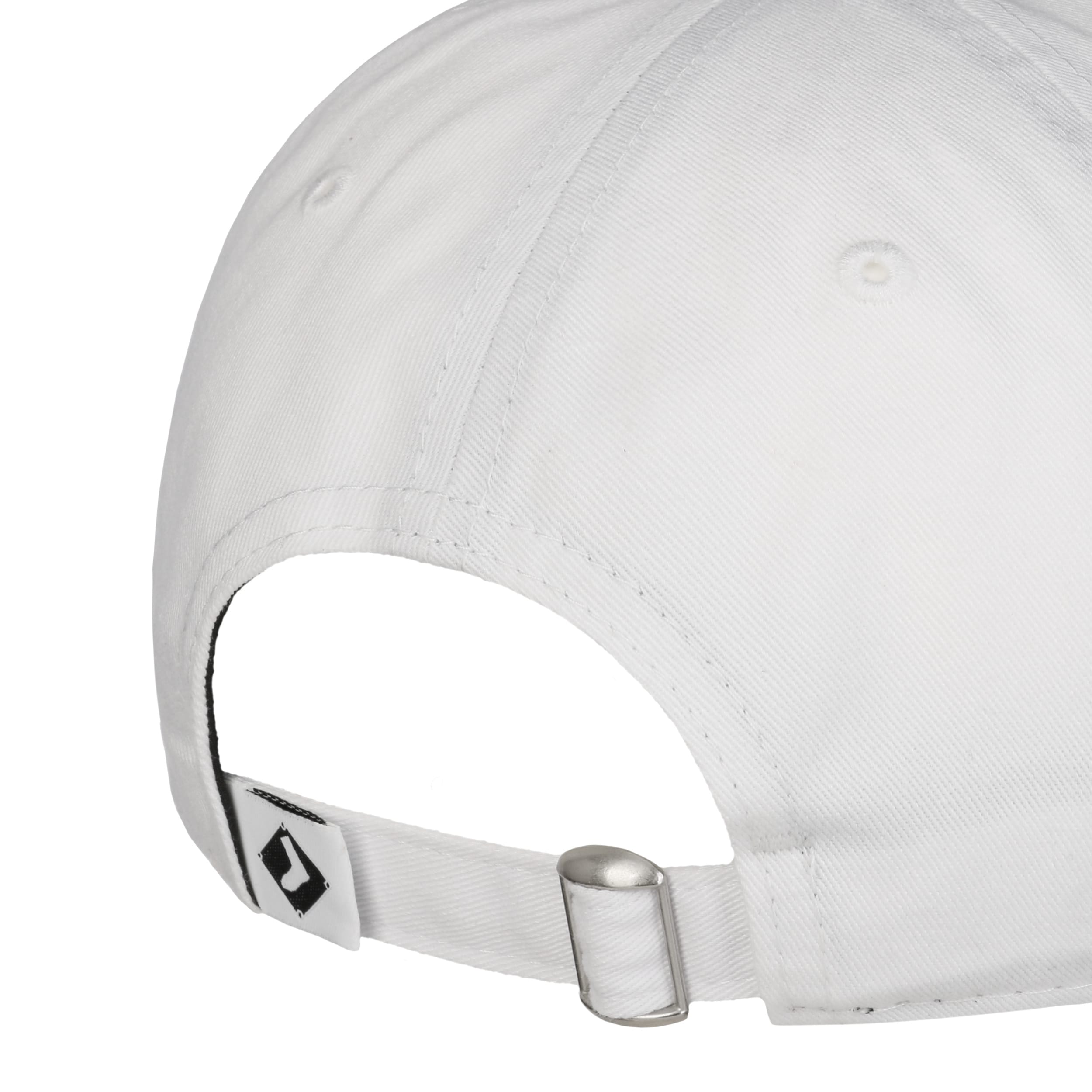 9Twenty Chicago White Sox Cap by New Era --> Shop Hats