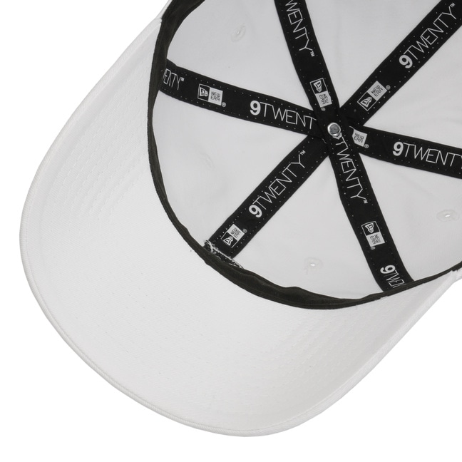 9Twenty Chicago White Sox Cap by New Era --> Shop Hats