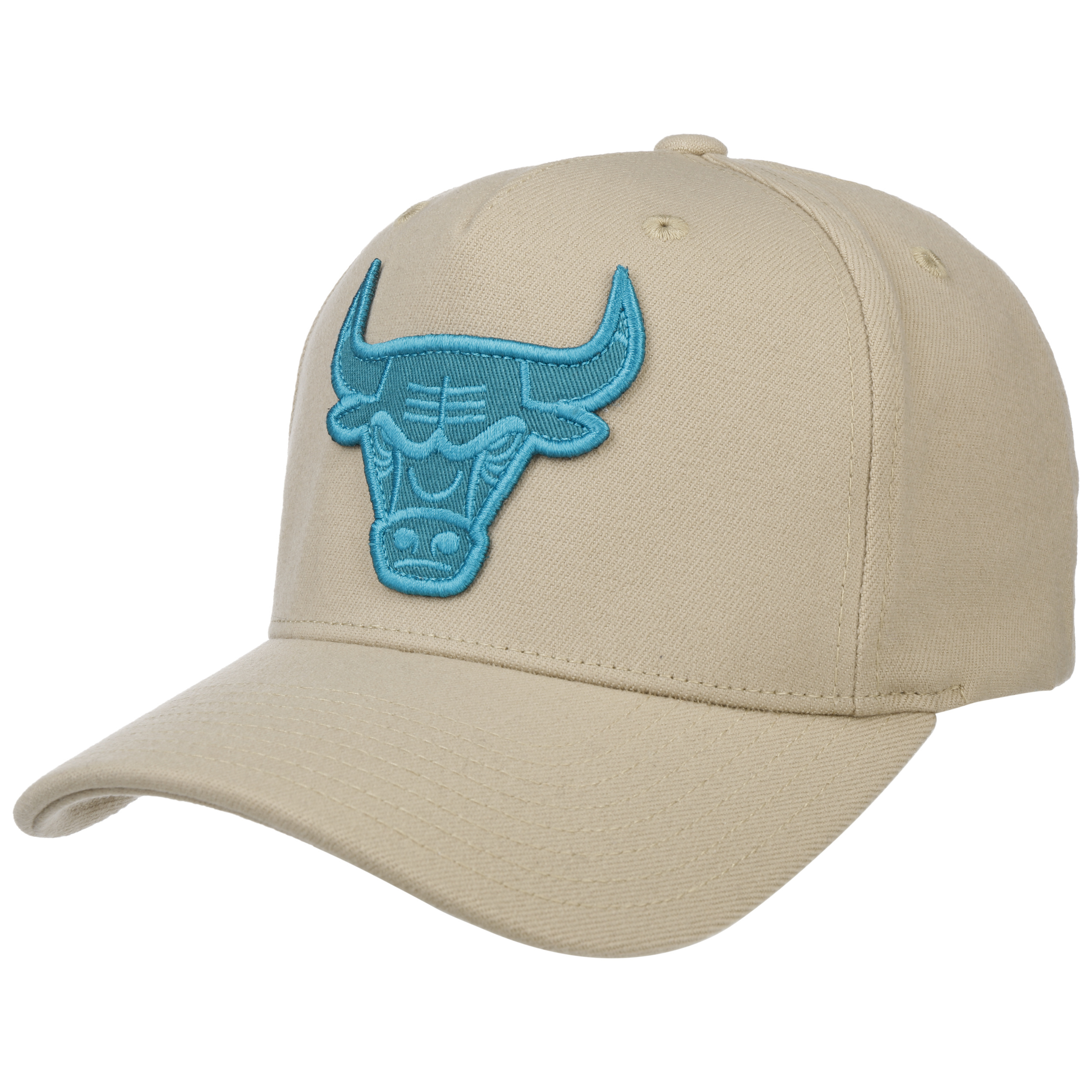 Aqua Stretch Snap Bulls Cap by Mitchell & Ness - 35,95