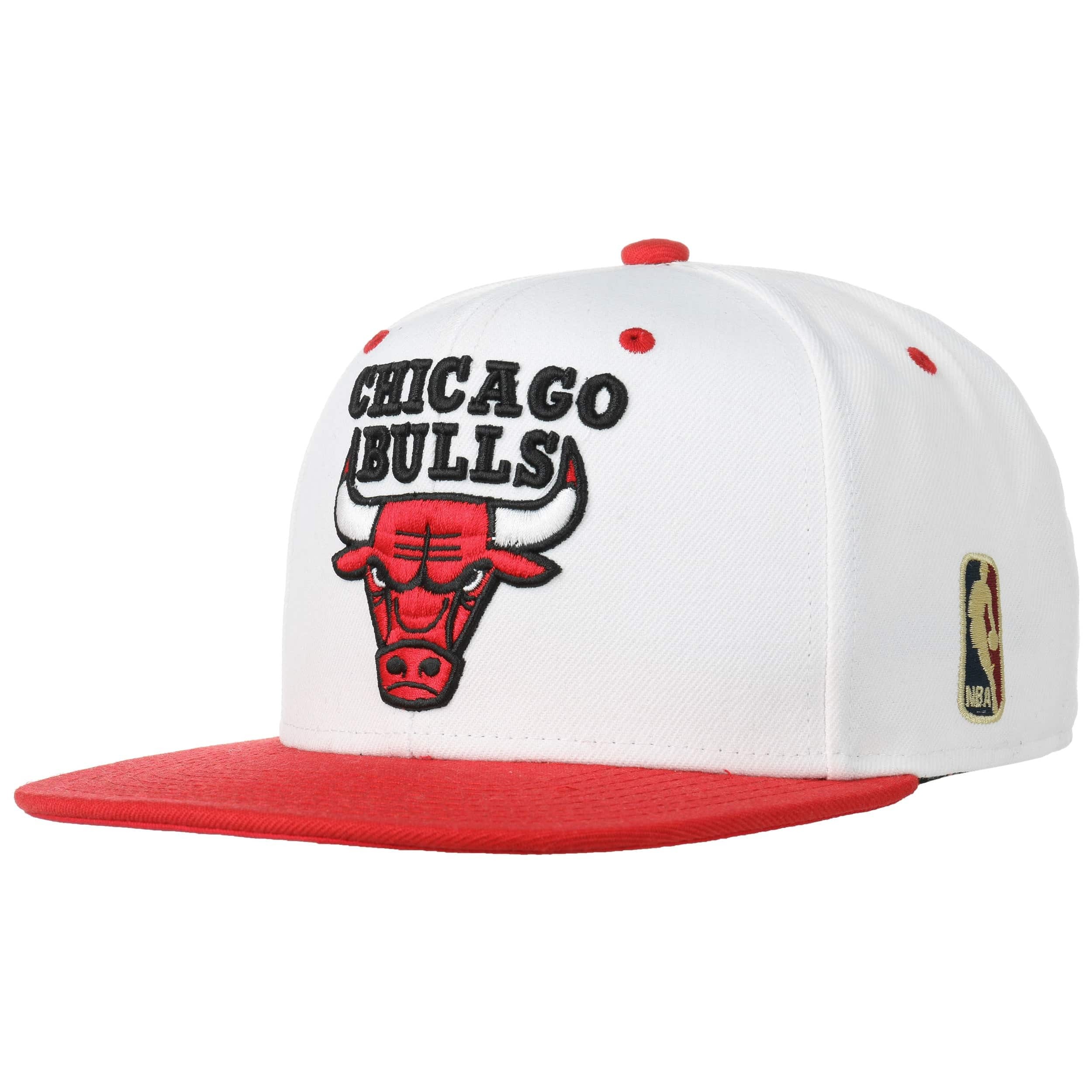 Men's Mitchell & Ness White Chicago Bulls Hardwood Classics 1993 NBA Champions Back to Back to Back Fitted Hat, Size: 7 1/4, Bul White
