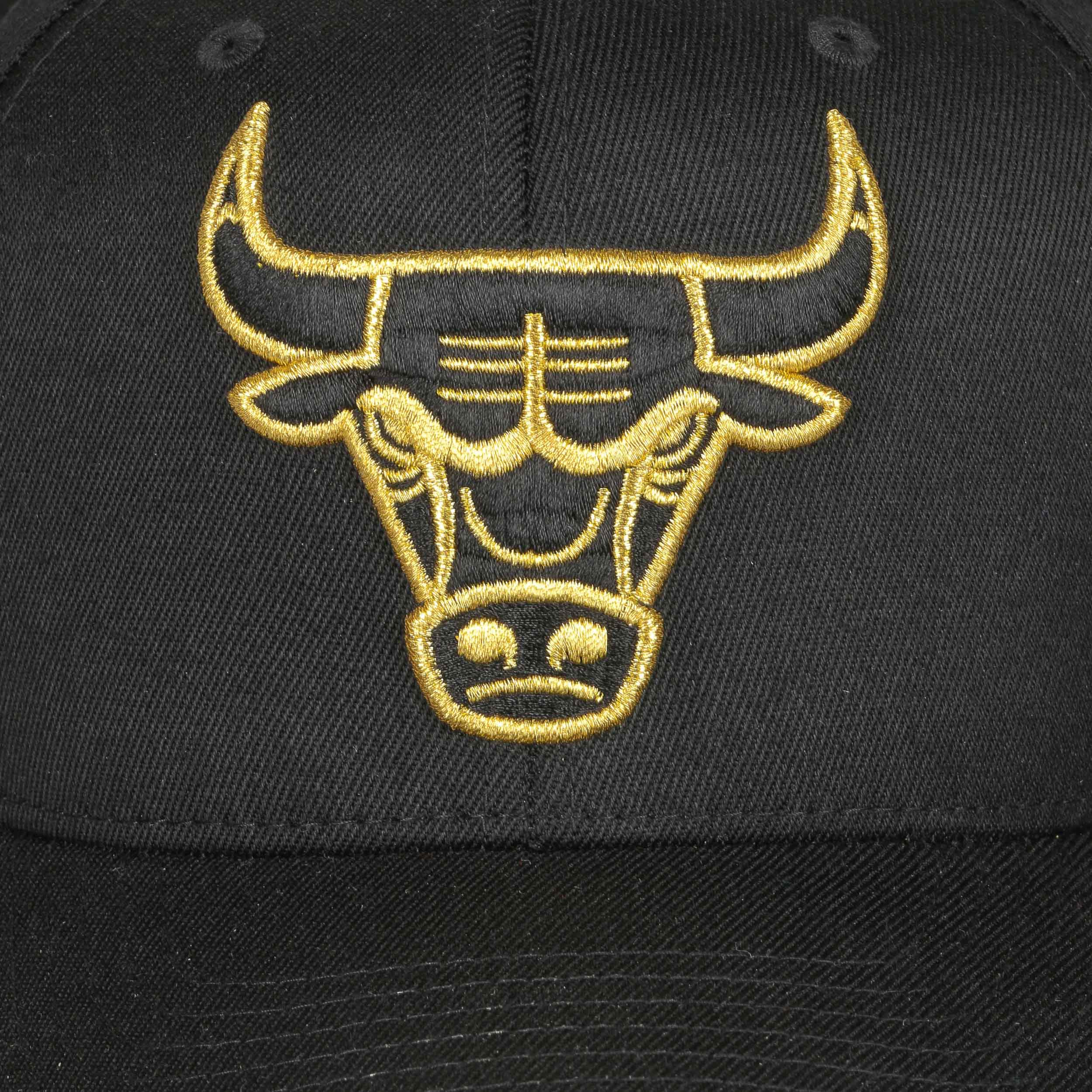 black gold bulls hat