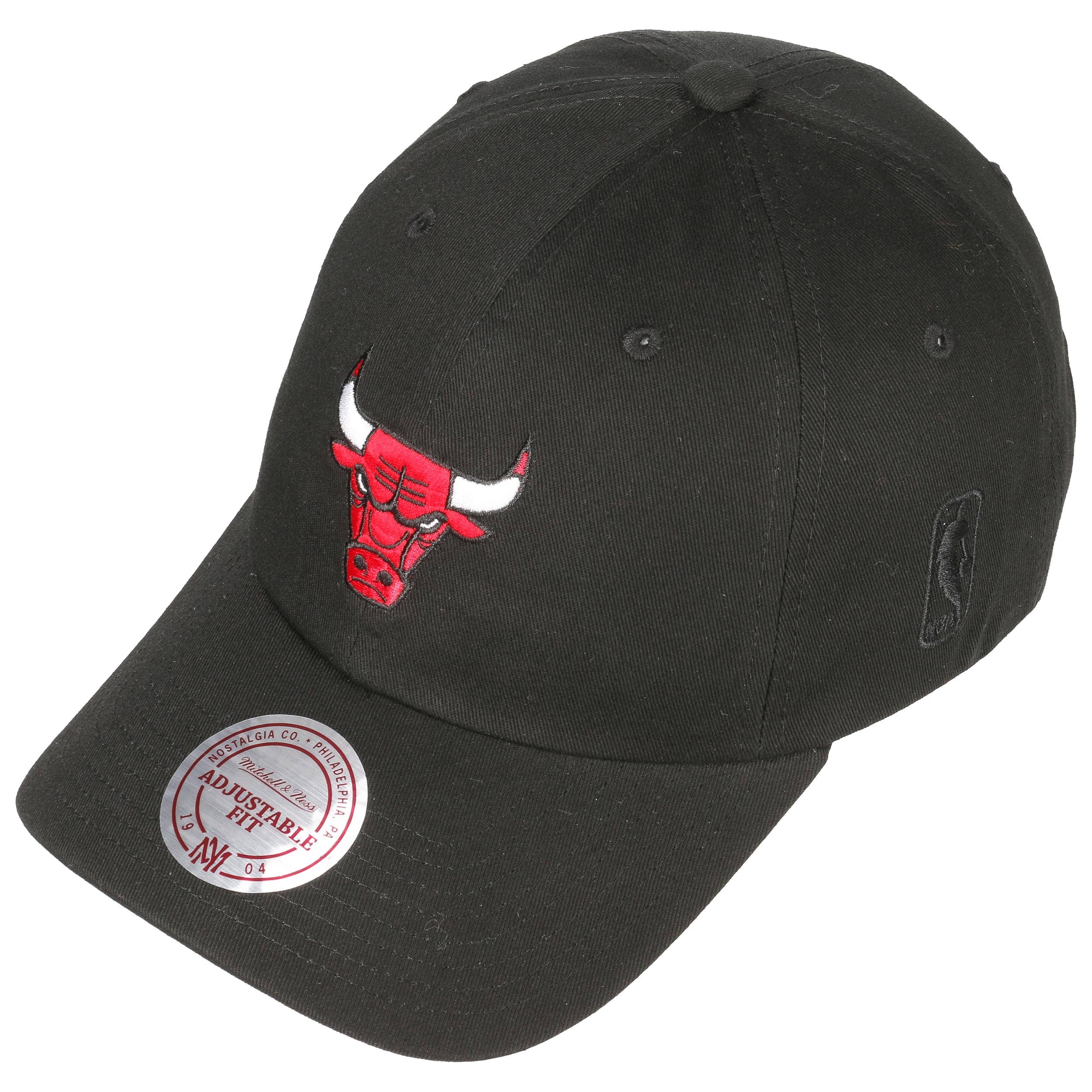 bulls strapback hat