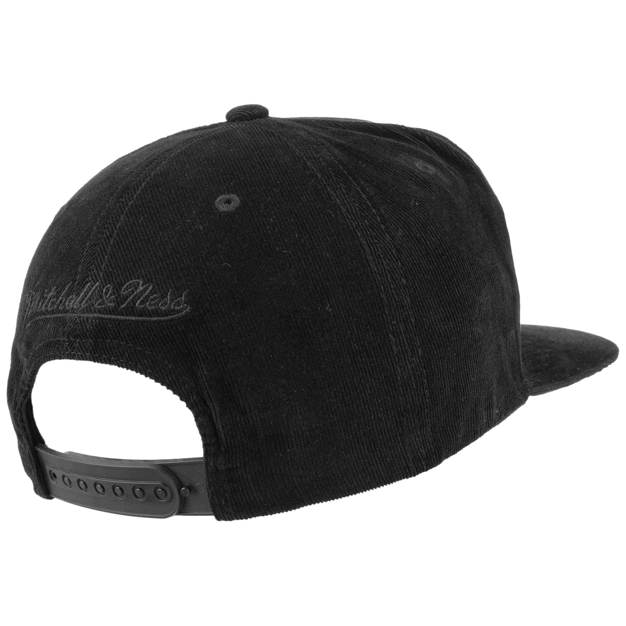 Corduroy Bulls Cap By Mitchell & Ness - 24,95