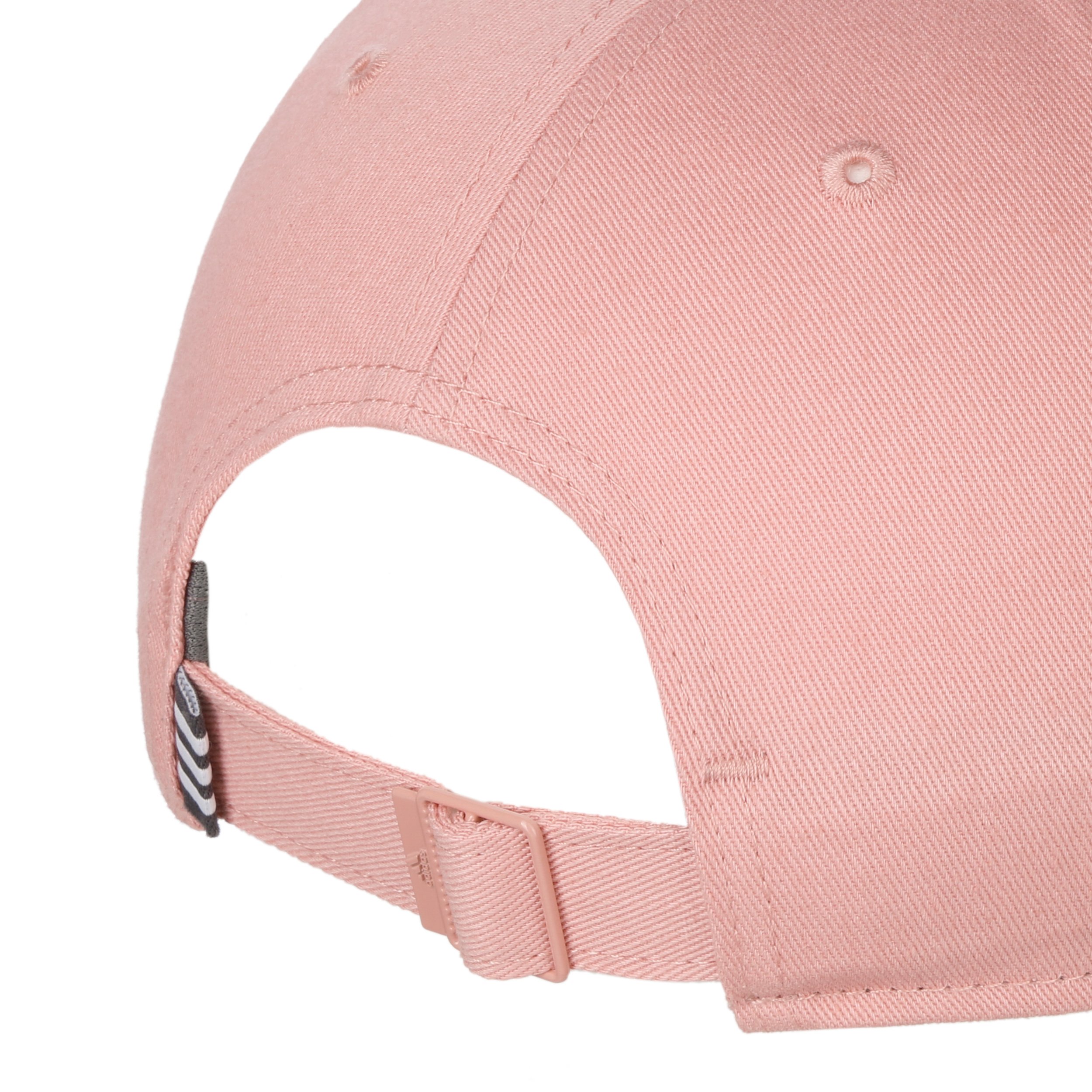 Curved Cotton Cap by adidas - 21,95 €