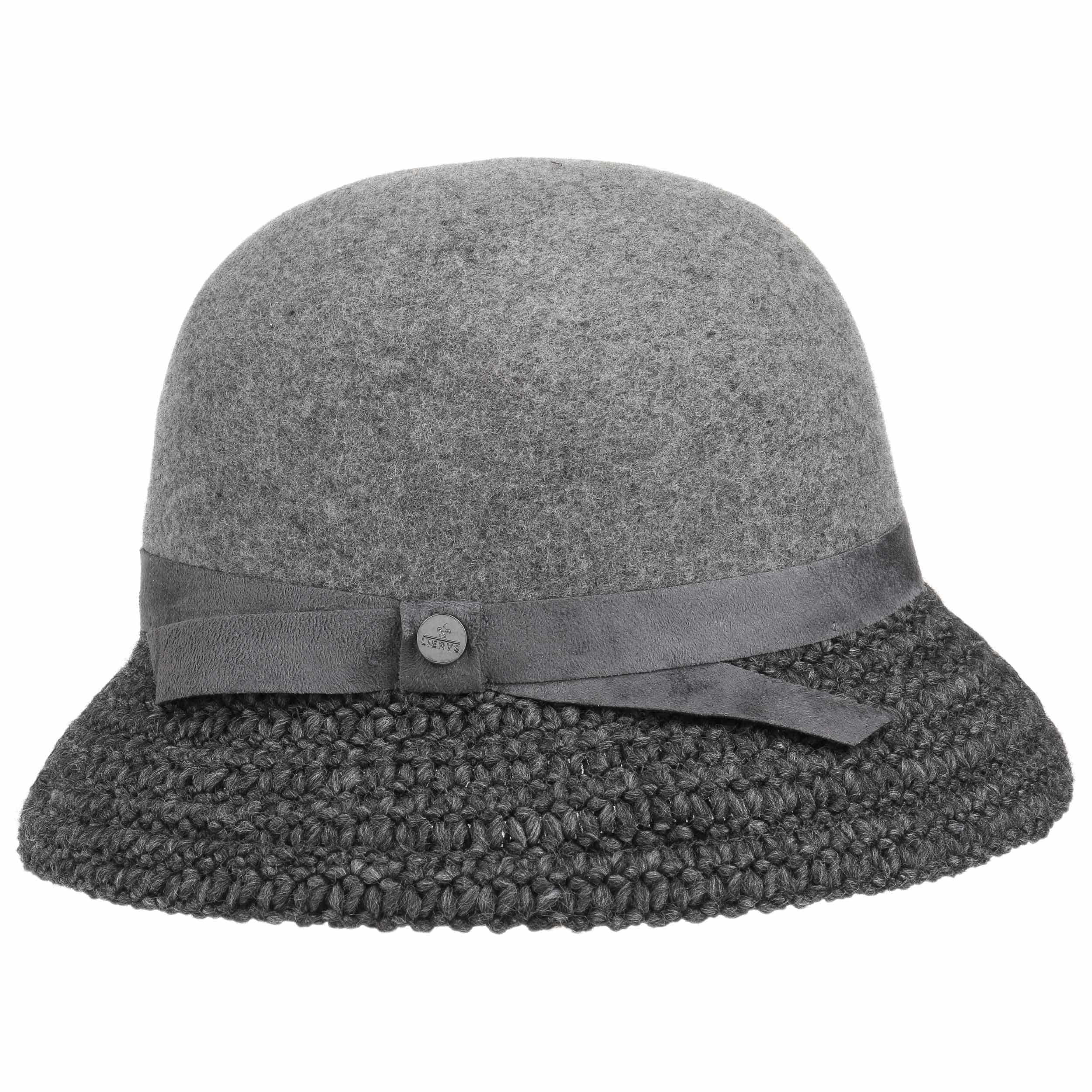 cloche hat with brim