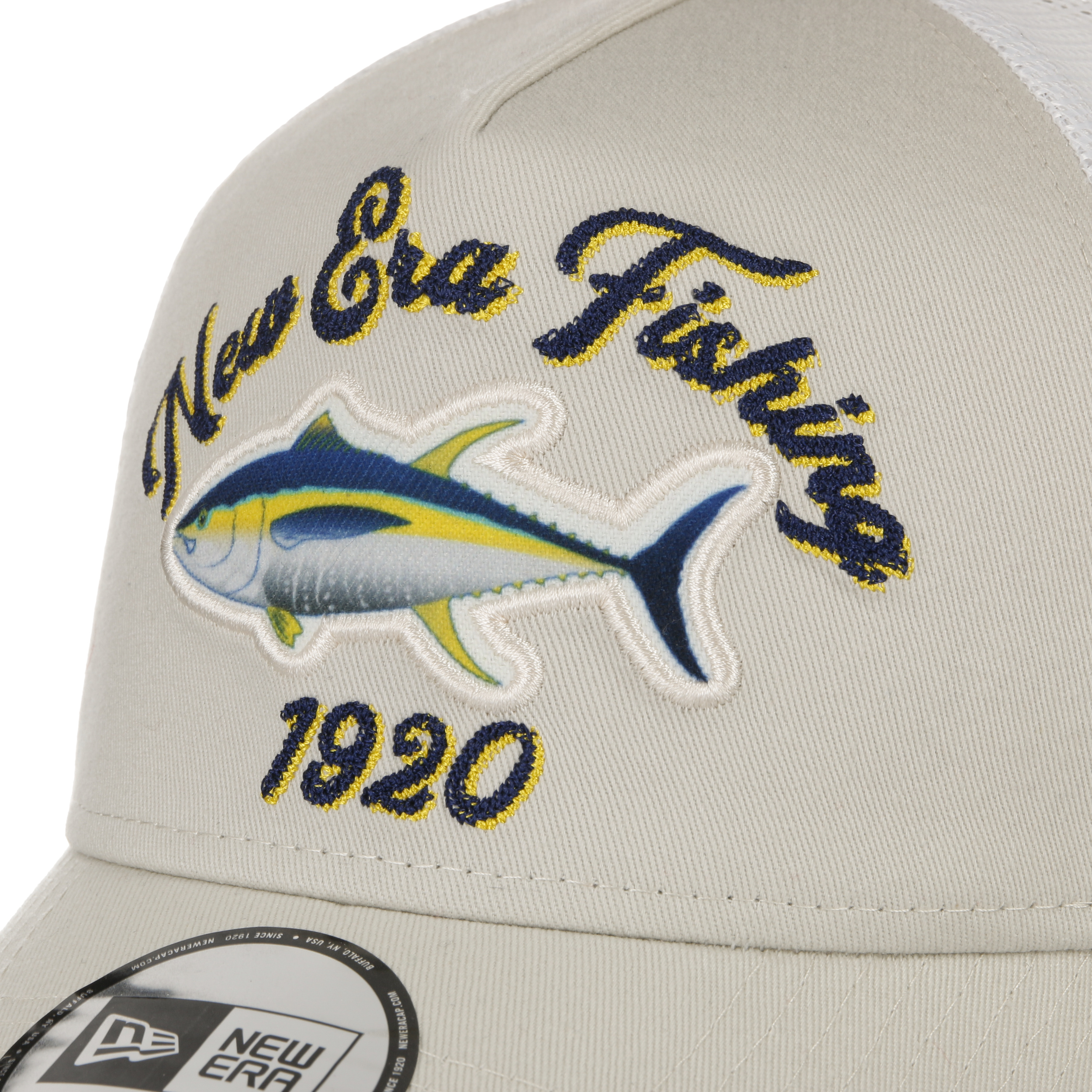 Fishing Trucker Cap by New Era - 32,95 €