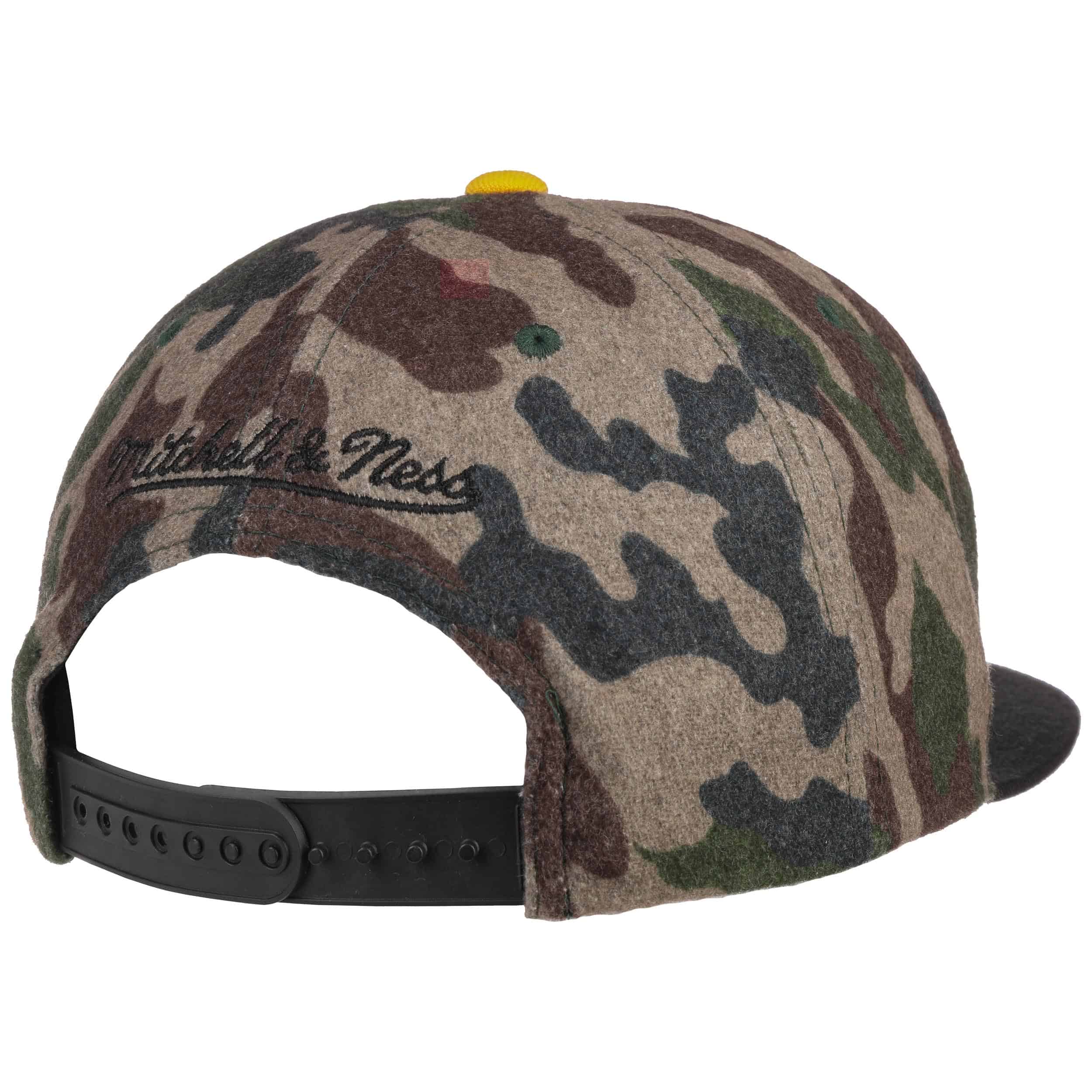 HWC Camo Flannel Lakers Cap by Mitchell & Ness - 28,95 €