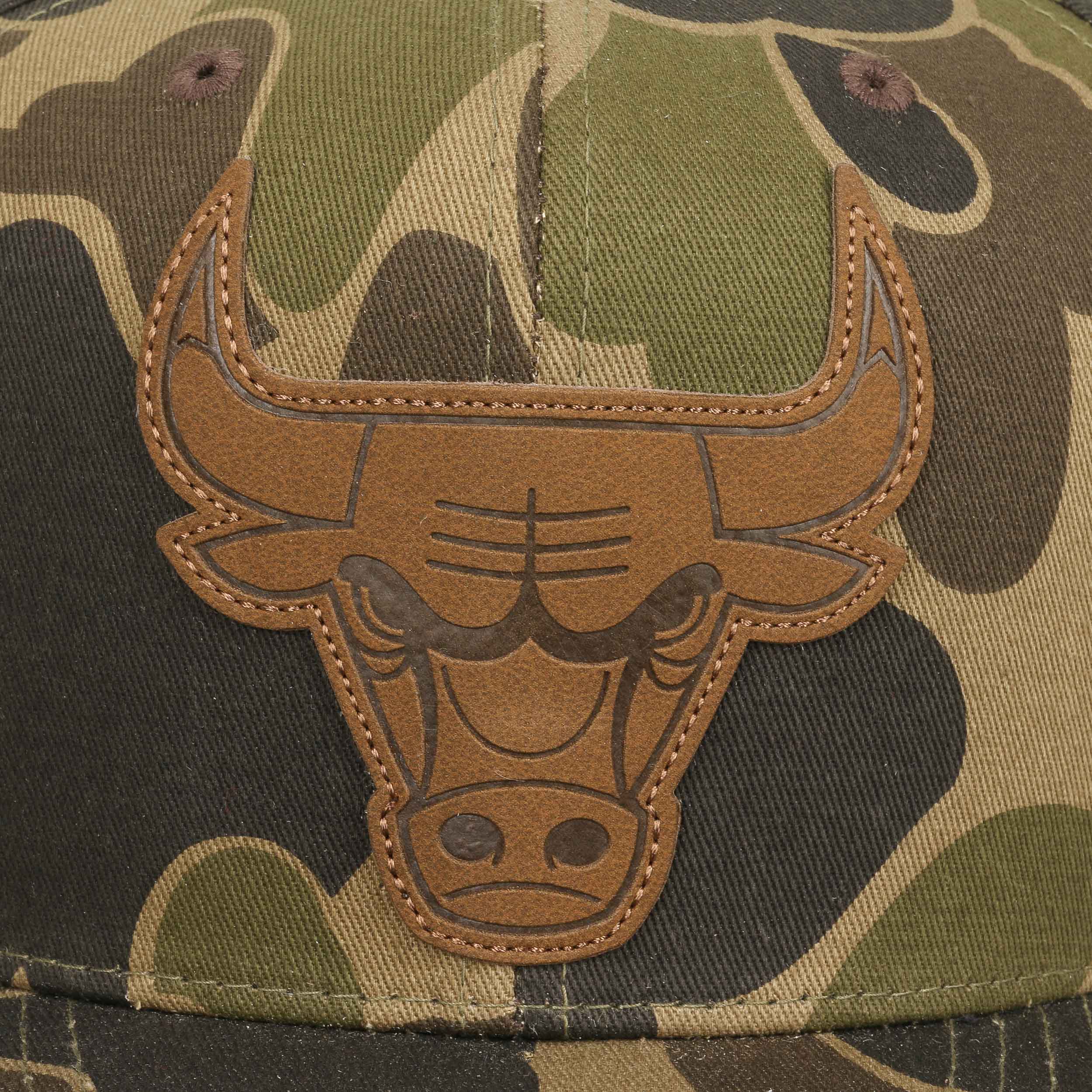 MITCHELL & NESS Chicago Bulls Camo Pullover Hoodie FPHD1114-CBUYYPPPCAMO -  Karmaloop
