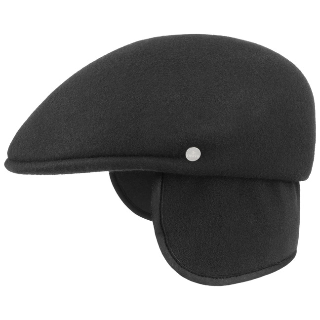 black felt flat cap