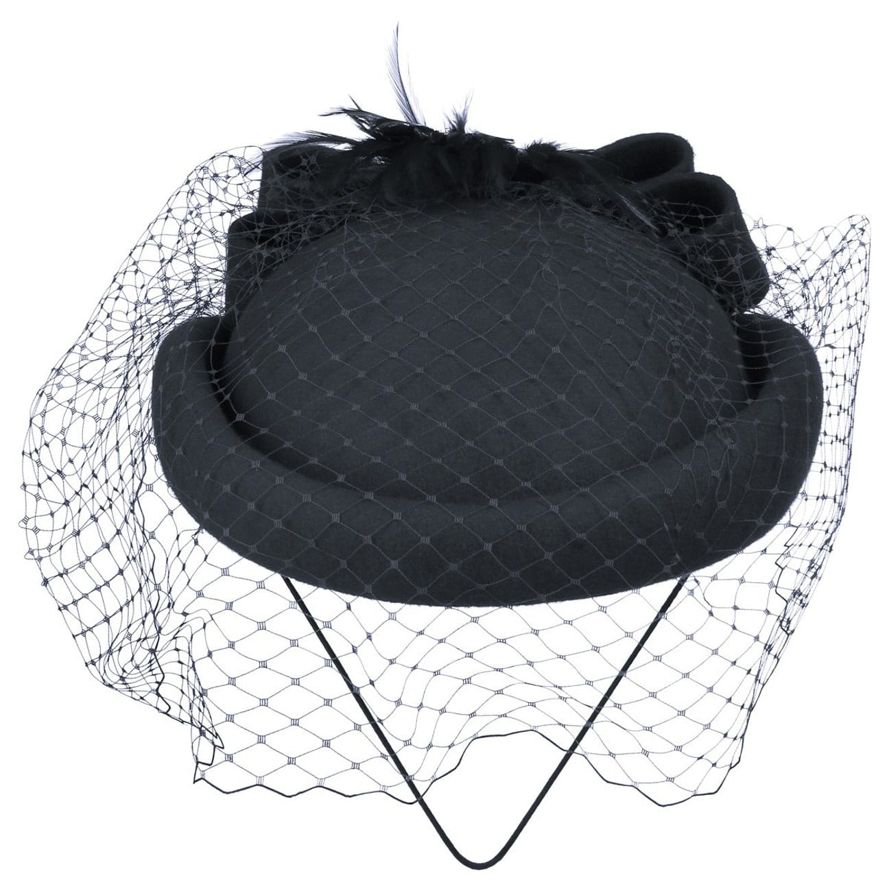Pillbox Hat with Veil by McBURN 62,95 €
