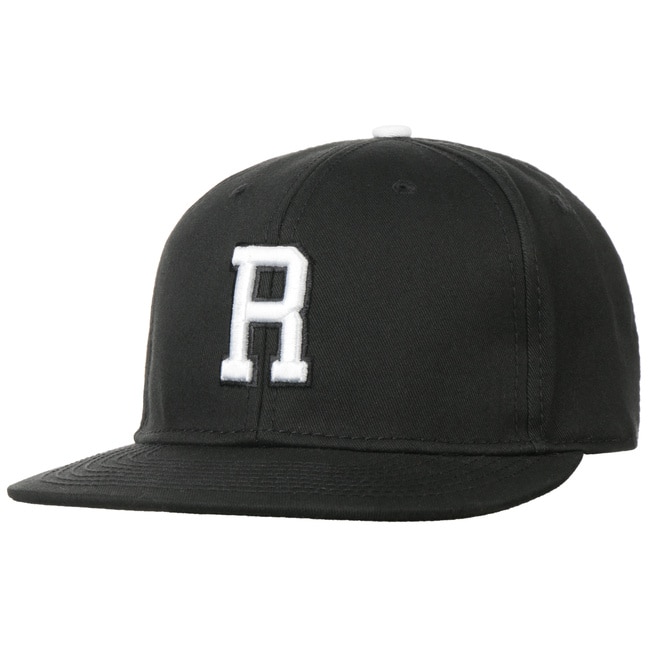 baseball cap with r logo