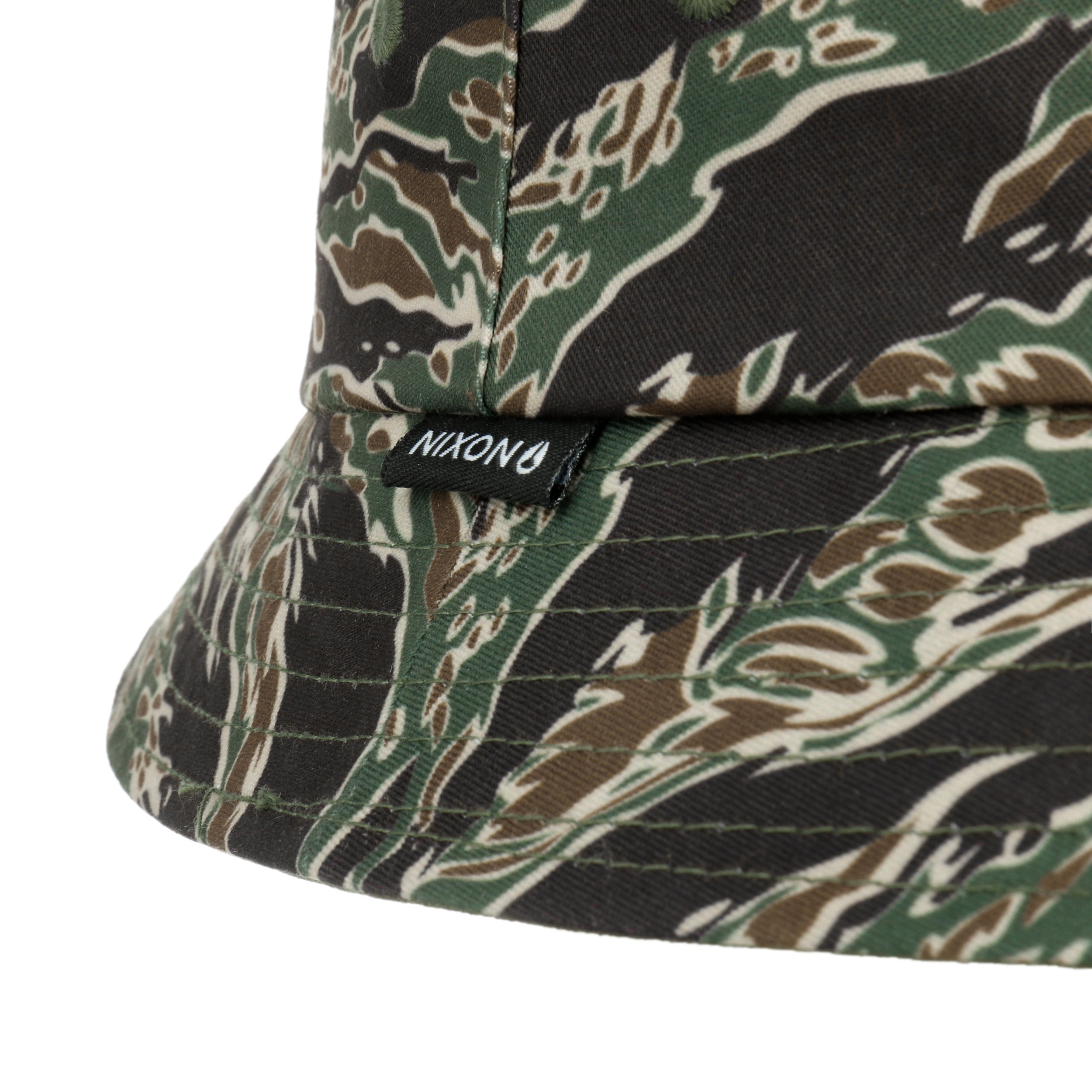 Tiger Camo Bucket Reversible Hat by Nixon - 39,95 €