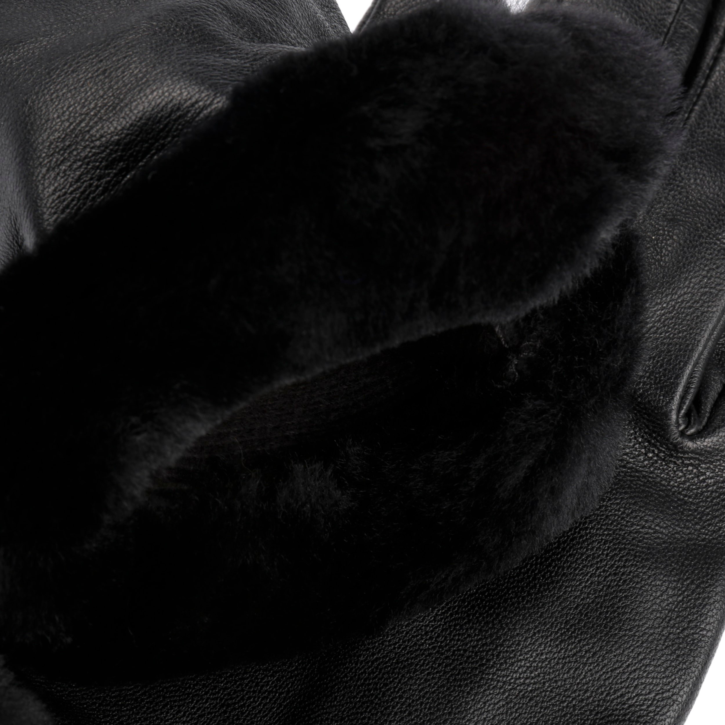 Women´s Sheepskin Vent Gloves by UGG --> Shop Hats, Beanies & Caps