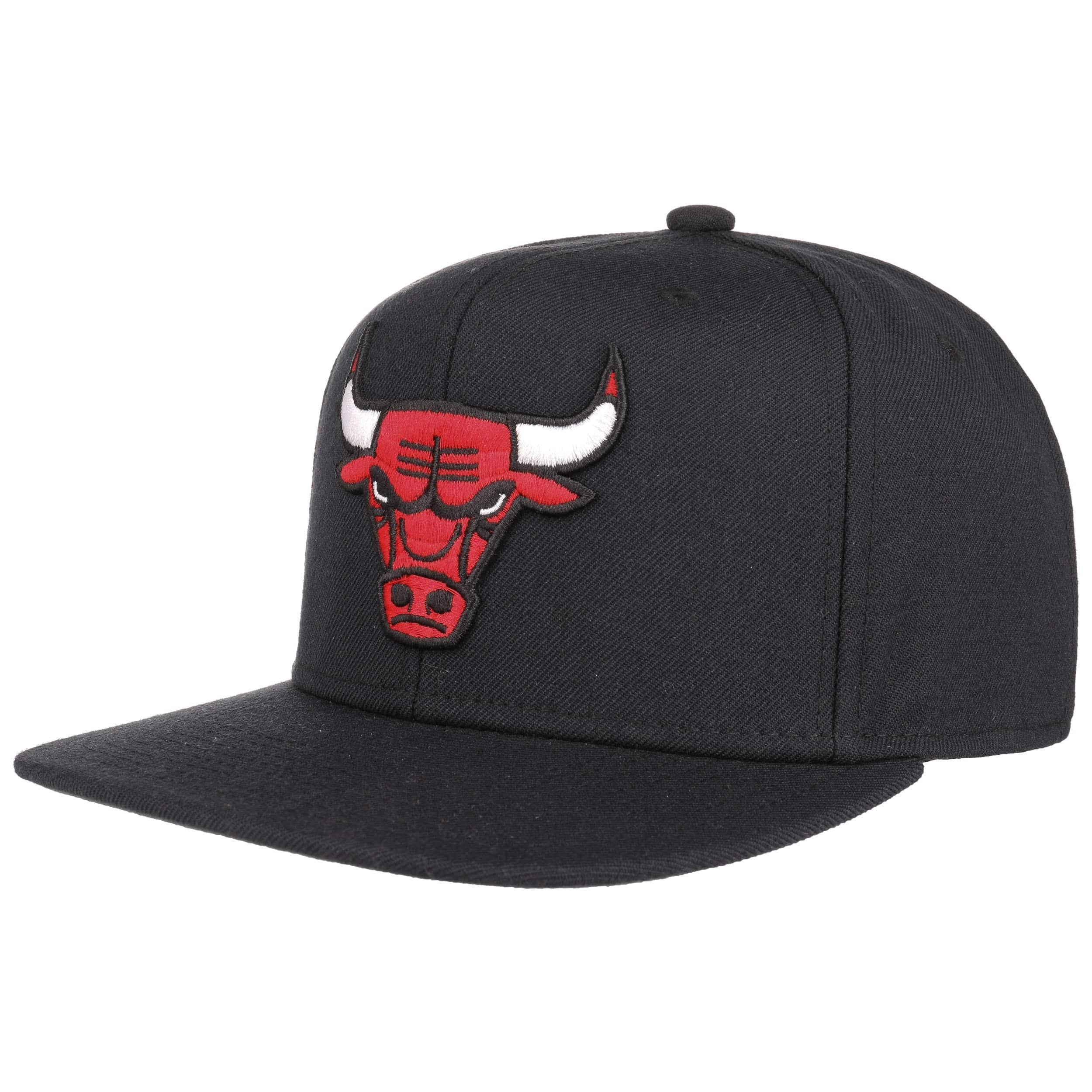 mitchell ness bulls cap