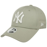 9Forty WMNS Metallic Yankees Cap by New Era - 37,95 &euro;