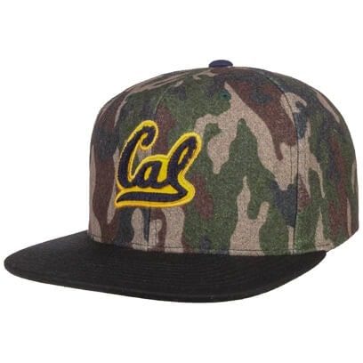 W Letter Snapback Cap - 21,95 €