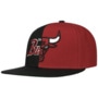 Split Crown Bulls Cap by Mitchell & Ness black-red