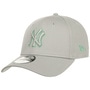 9Forty NY Yankees Outline Cap by New Era light grey