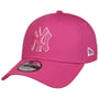 9Forty Team Outline Yankees Cap by New Era pink