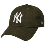 9Twenty Herringbone Yankees Cap by New Era --> Shop Hats