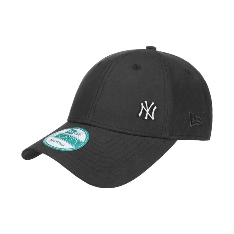 9Forty NY Yankees Strapback Cap by New Era 26 95