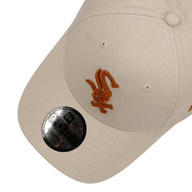 9Forty Twotone White Sox Cap by New Era - 29,95 €